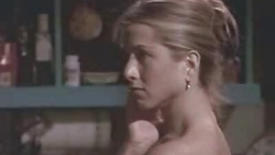 หัวนมใหญ่ MILF สาวฮอต Karen Cougar ปีนขึ้นไปบนเรือที่ผิดพลาด